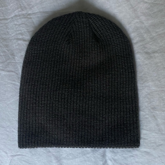 brand new charcoal burton hat - Picture 2 of 2